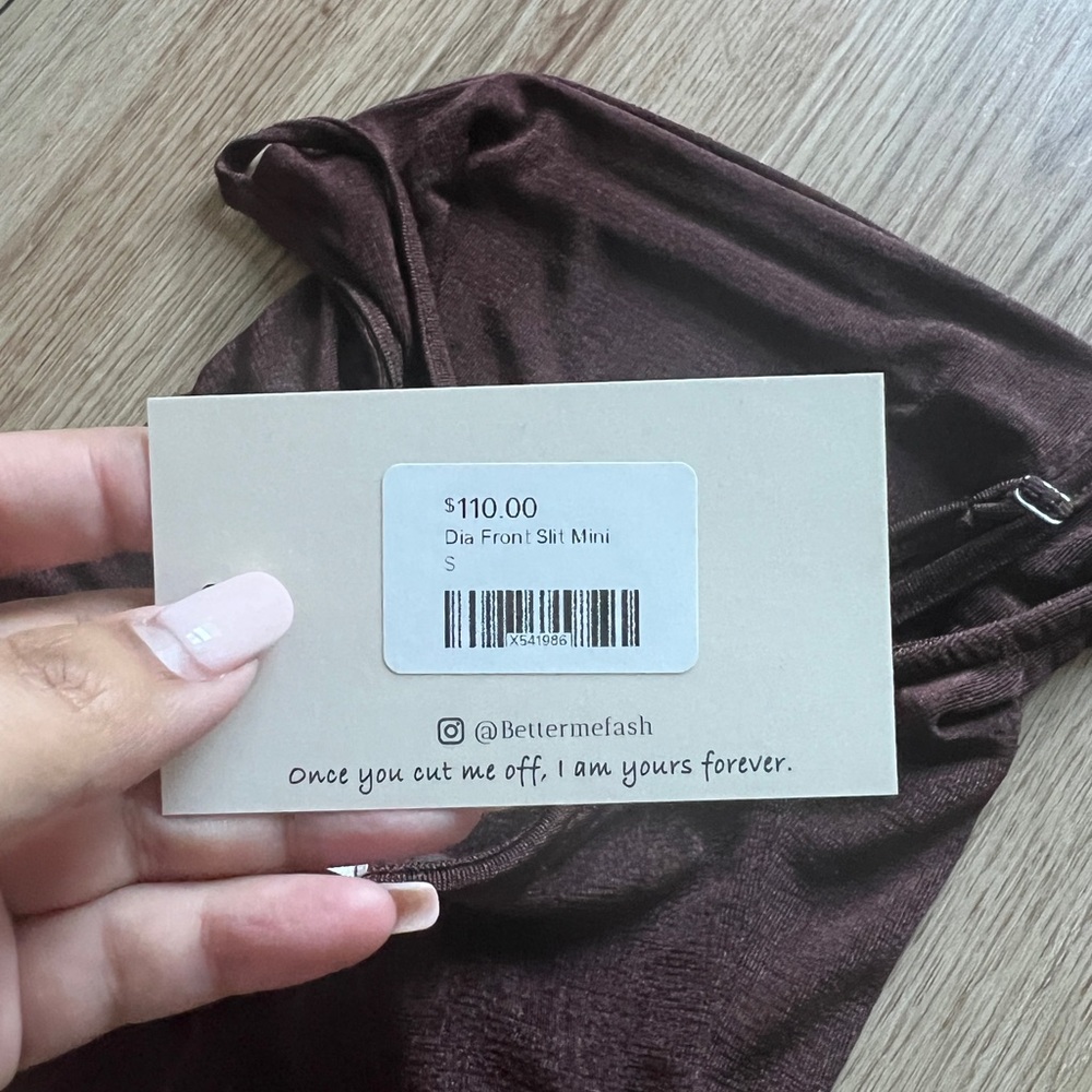 Elegant Brown Women's Dress - Picture 3 of 3